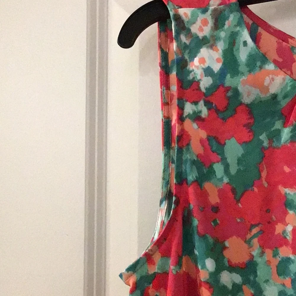 Talbots Multicolor Floral Sleeveless Blouse Size Medium - Picture 5 of 7